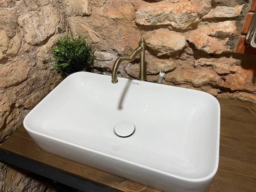 Pestan Накладная раковина  Fluenta Round Washbasin в комплекте с донным клапаном в интернет-магазине