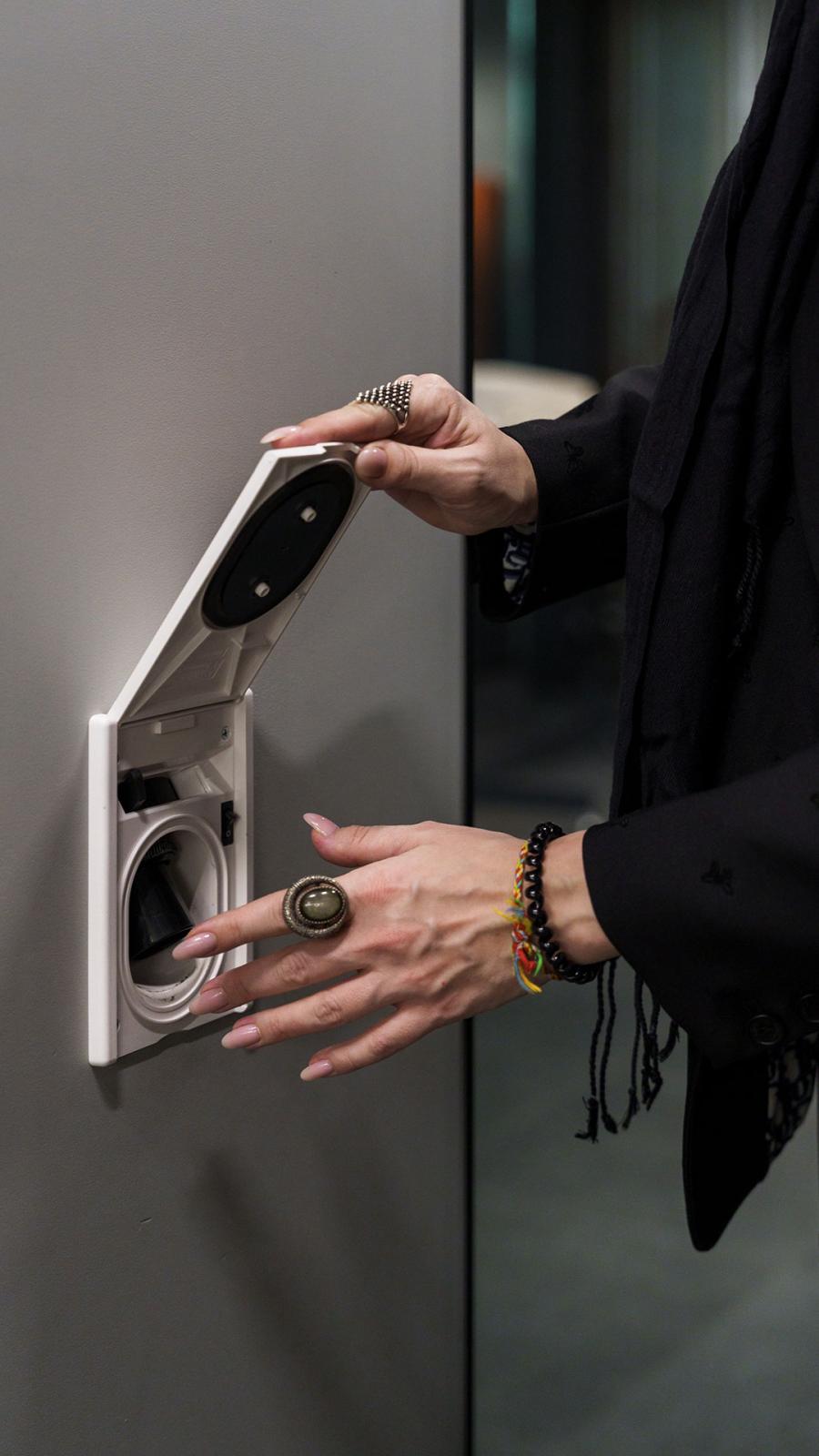 Blizzard Lufttechnik Комплект H-2 10 (пневморозетка белая + шланг 10 м с чехлом)