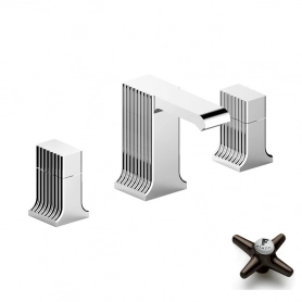 Смеситель для раковины на 3 отверстия